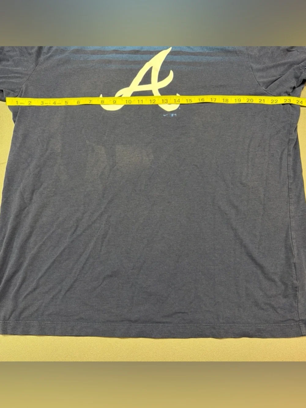 Nike Men's‎ Navy Atlanta Braves Logo Velocity Performance T-Shirt Size XL